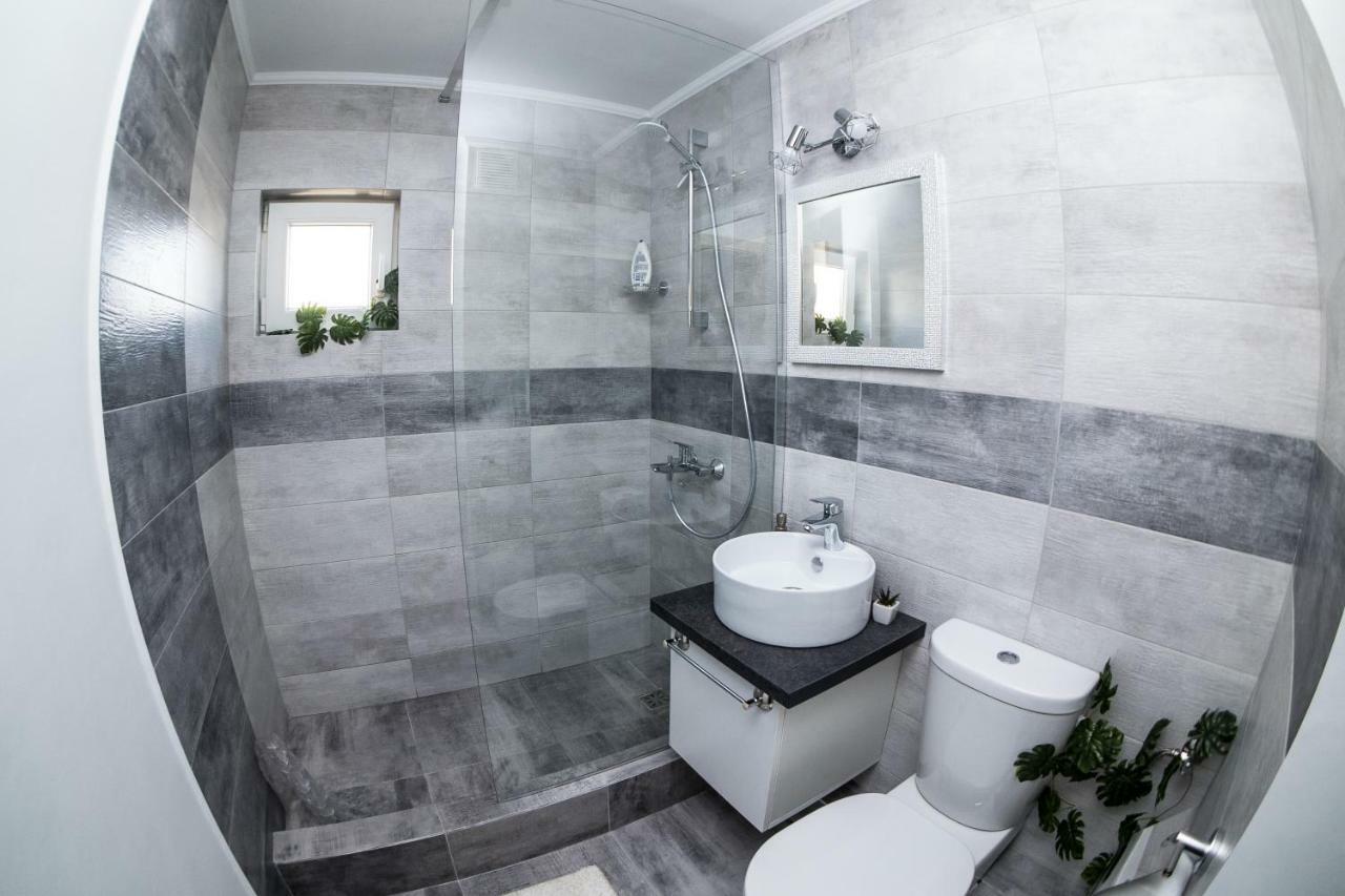 Tania Apartament Oradea Eksteriør billede