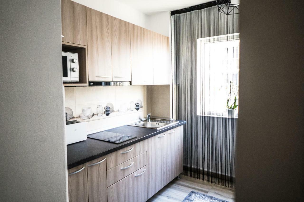 Tania Apartament Oradea Eksteriør billede